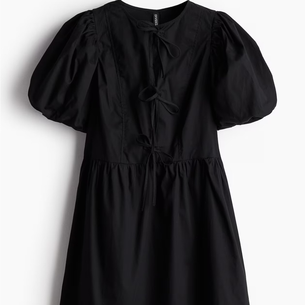 H&M Divided Black Top